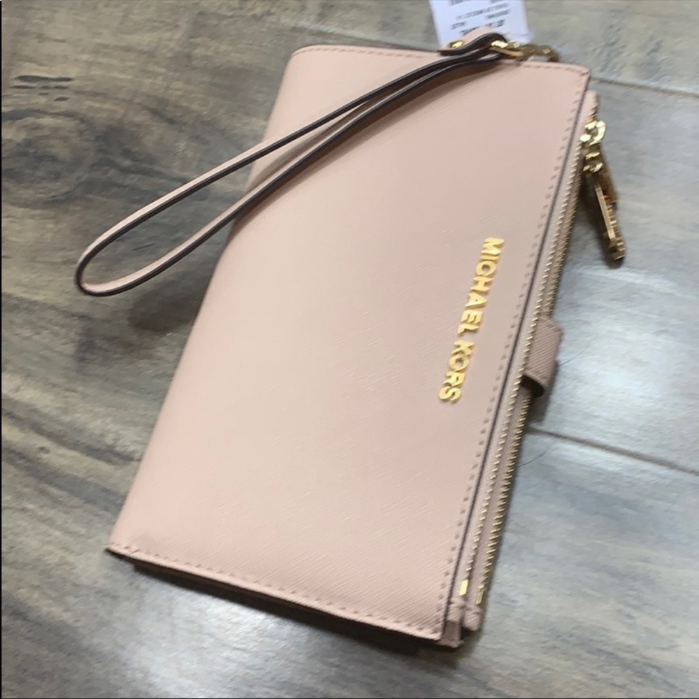 MICHAEL KORS LG DOUBLE ZIP wristlet BALLET - Picture 13 of 16